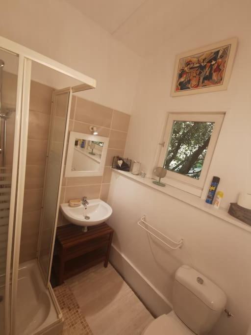 Entre Ventoux Et Luberon, Appartement Dans Maison. Malemort-du-Comtat 외부 사진