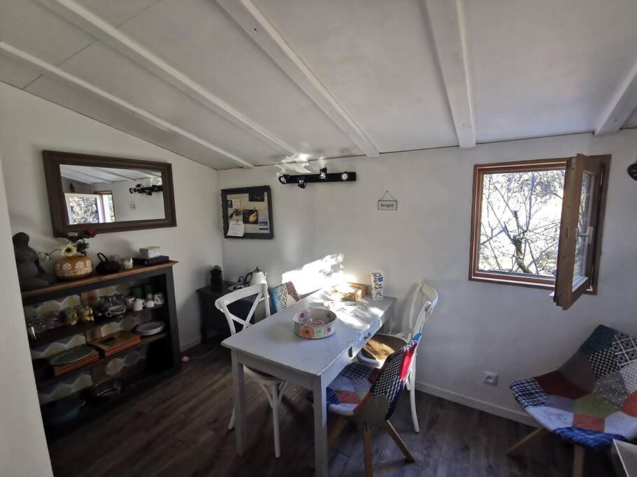 Entre Ventoux Et Luberon, Appartement Dans Maison. Malemort-du-Comtat 외부 사진