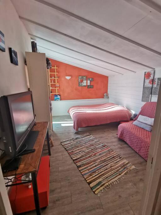 Entre Ventoux Et Luberon, Appartement Dans Maison. Malemort-du-Comtat 외부 사진
